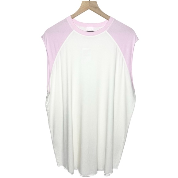 SKIMS Boyfriend Raglan Muscle Tank in Marble Cherry Blossom - Picture 3 of 7
